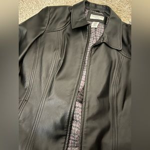 Covington Real Leather Jacket Women’s Size Medium